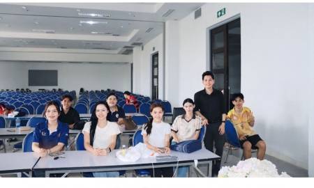 📢ภาพบรรยากาศการเตรียมความพร้อมของสโมสรนักศึกษา คณะครุศาสตร์ มหาวิทยาลัยนครพนมในการจัดกิจกรรมปฐมนิเทศนักศึกษาใหม่ และโครงการส่งเสริมการต่อต้านคอร์รัปชัน ประจำปีการศึกษา 2569